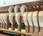 Đàn Piano Yamaha U7B có búa đàn được sử dụng 100% lông cừu, tạo ra âm thanh mượt mà và du dương