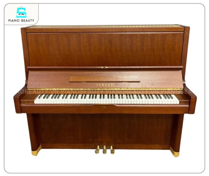 Đàn Piano Yamaha U7B toát lên vẻ sang trọng với các chi tiết được thiết kế tinh xảo