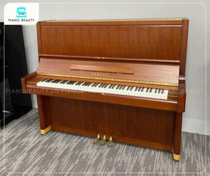 Đàn Piano Yamaha U7B chinh phục người nhìn với kiểu dáng piano đứng cổ điển