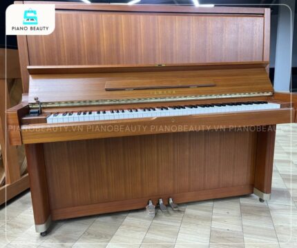 Đàn Piano Yamaha U7C thường sở hữu phong cách thiết kế tối giản nhưng đầy tinh tế
