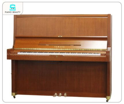 Đàn Piano Yamaha U7H sở hữu tone màu nâu gỗ tự nhiên, với độ bóng vừa phải, tạo cảm giác thân thiện và đầy tinh tế.