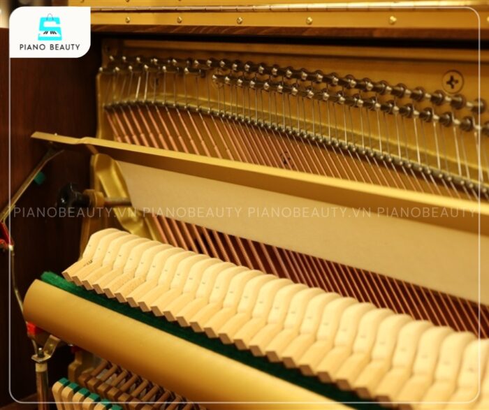Đàn Piano Yamaha UX10Wn với búa đàn làm từ lông cừu tự nhiên
