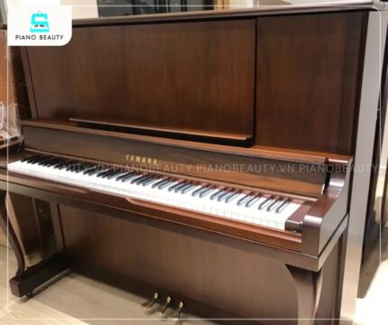Đàn Piano Yamaha UX30WnC có bàn phím mang lại độ bền vượt trội và khả năng chống mài mòn ấn tượng