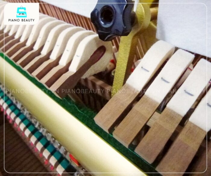 Đàn Piano Yamaha UX500WnC có búa đàn mang độ nhạy và phản hồi nhanh