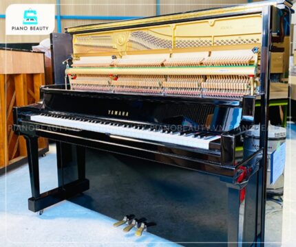 Đàn Piano Yamaha UX50A nổi bật với thiết kế X-Brace