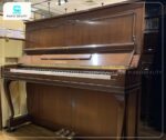 Đàn Piano Yamaha UX50WnC là một cây đàn piano upright cao cấp