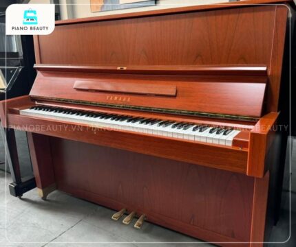 Đàn Piano Yamaha W104 được sản xuất từ vật liệu gỗ Mindy cao cấp