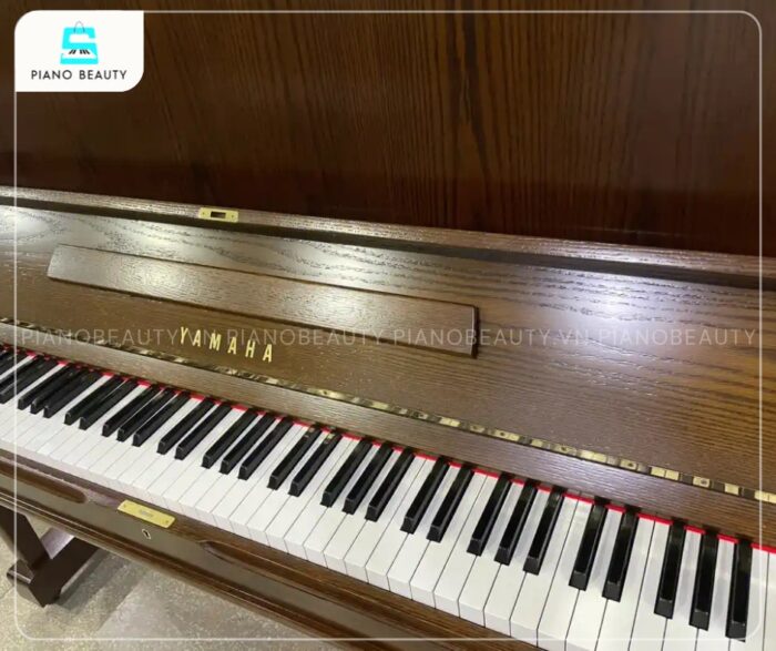 Đàn Piano Yamaha W105 với 88 phím được chế tạo từ vật liệu Phenolic Resin cao cấp