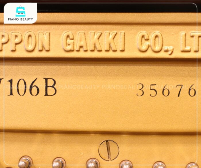 Đàn Piano Yamaha W106B gây ấn tượng với chất âm ấm áp