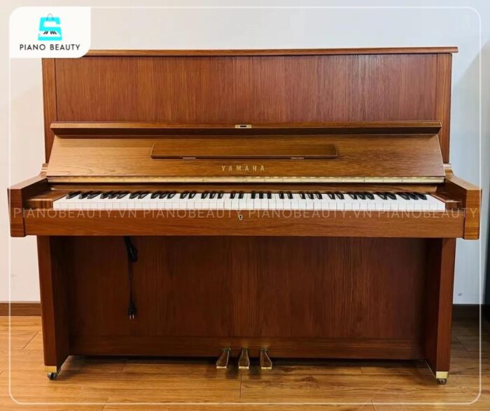 Đàn Piano Yamaha W109B sở hữu một thiết kế hiện đại và thanh lịch