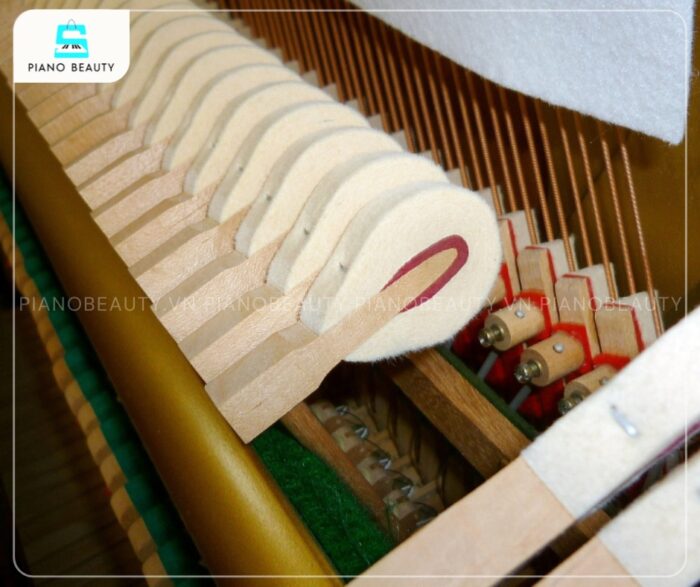 Đàn Piano Yamaha W110BB có chất lượng âm thanh tuyệt vời từ Yamaha