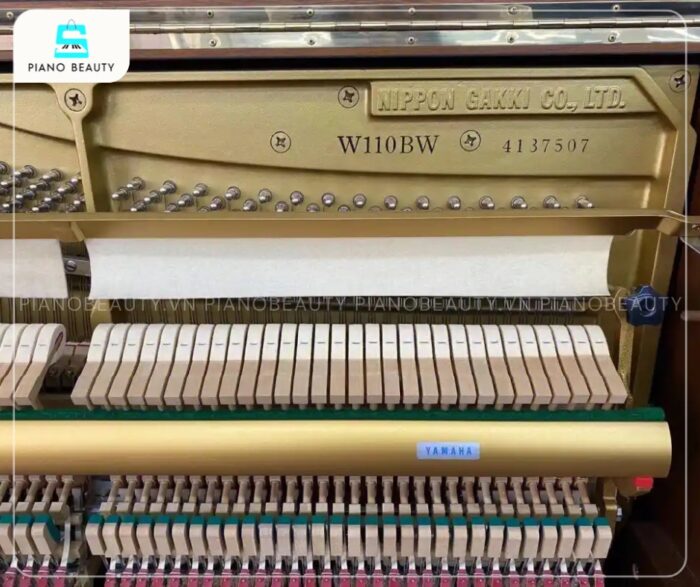 Đàn Piano Yamaha W110BW nhận được nhiều lời khen ngợi về chất lượng âm thanh xuất sắc