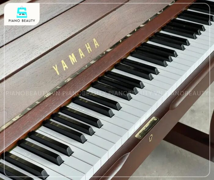 Đàn Piano Yamaha W110BW trang bị 88 phím được chế tác từ vật liệu cao cấp, đảm bảo trải nghiệm chơi đàn mượt mà