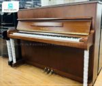 Đàn Piano Yamaha W116WT có thiết kế cổ điển sang trọng với chất liệu gỗ Walnut cao cấp