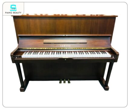 Đàn Piano Yamaha W120BW thu hút ánh nhìn nhờ thiết kế nhỏ gọn và thanh lịch