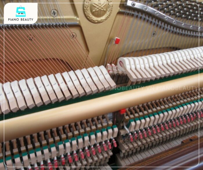 Đàn Piano Yamaha W1AWn có búa đàn làm từ chất liệu nỉ lông cừu