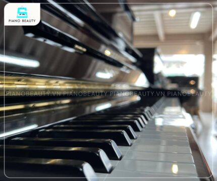 Đàn Piano Yamaha YU1 trang bị phím đàn được tinh chỉnh để mô phỏng gần nhất cảm giác chơi trên đàn grand piano