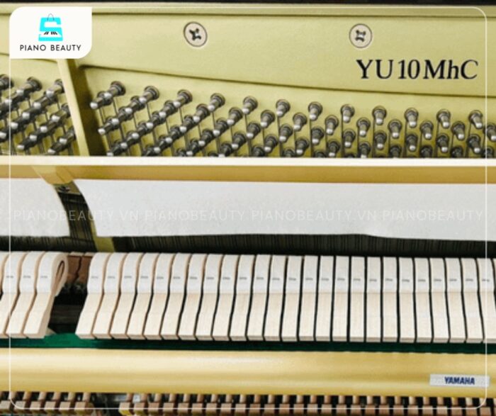 Đàn Piano Yamaha YU10MhC tích hợp hệ thống búa đàn làm từ nỉ lông cừu cao cấp