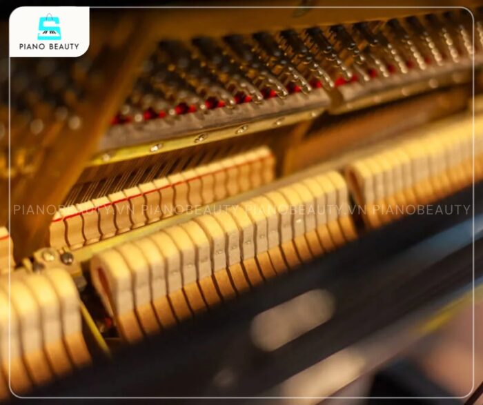 Đàn Piano Yamaha YU5SXG trang bị hệ thống âm thanh mạnh mẽ