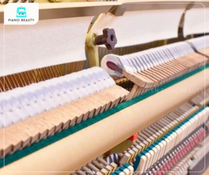 Đàn Piano Yamaha YU5SXG trang bị búa đàn làm từ lông cừu cao cấp