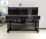 Đàn Piano Yamaha YUS1 gây ấn tượng với thiết kế tinh tế và hiện đại