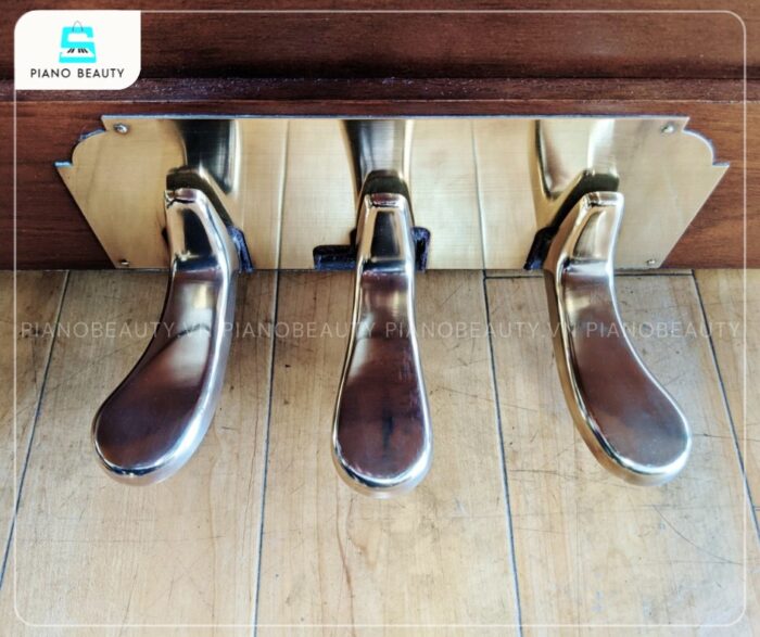 Hệ thống pedal của piano Kawai KL51