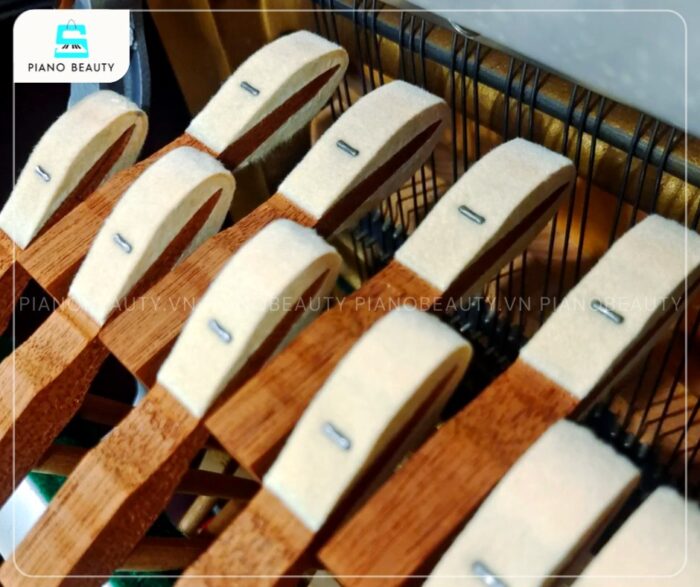 Búa đàn nỉ lông cừu của piano Kawai KL601