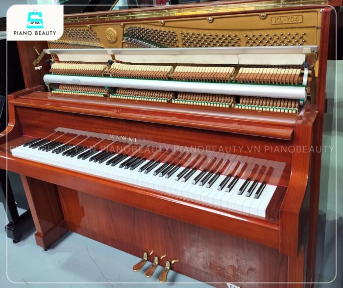Piano Kawai KL704 sở hữu thùng đàn kích thước lớn