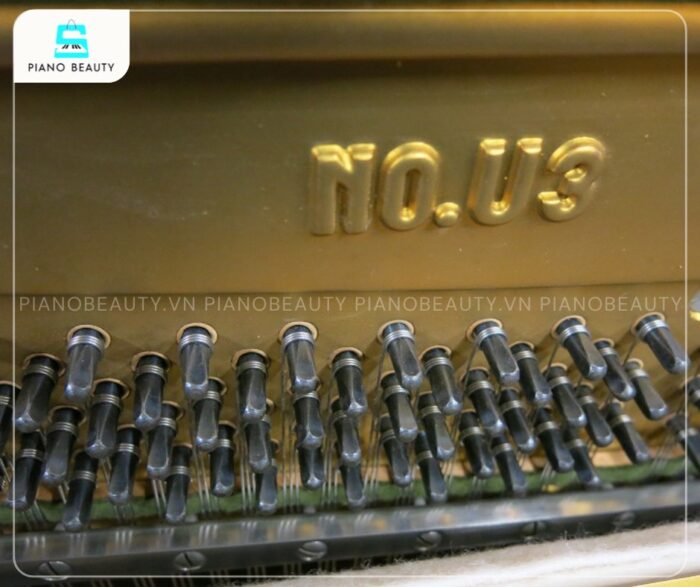 Đàn Piano Yamaha U3G có trục giữ dây đàn chắc chắn và bền bỉ