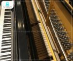 Trục giữ dây đàn chắc chắn của đàn piano Yamaha U3H