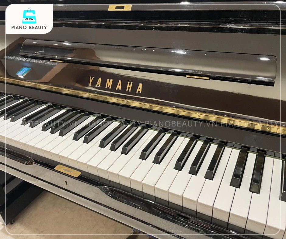 Đàn piano Yamaha U3M bàn phím nhạy và mượt mà