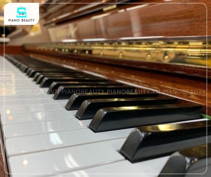 Đàn piano Yamaha W106 bàn phím gỗ bền đẹp
