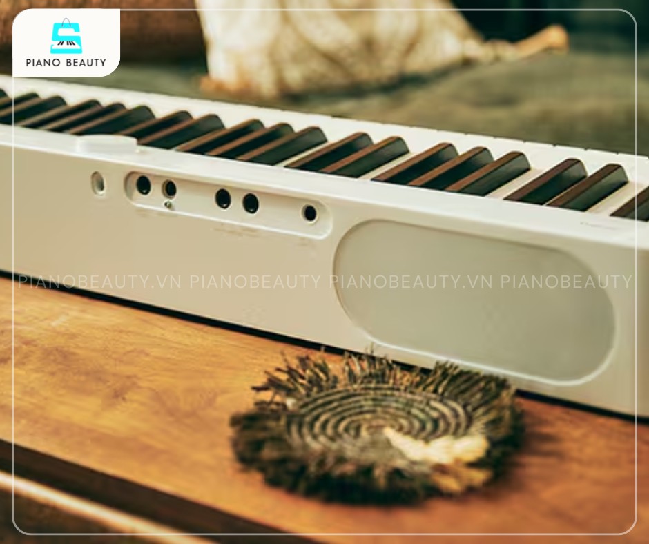 Piano điện Casio PX-S1100 được trang bị bàn phím Smart Scaled Hammer Action với 88 phím