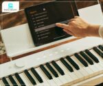 Piano điện Casio PX-S1100 sở hữu âm thanh chân thực, bàn phím chất lượng cao cùng kết nối Bluetooth
