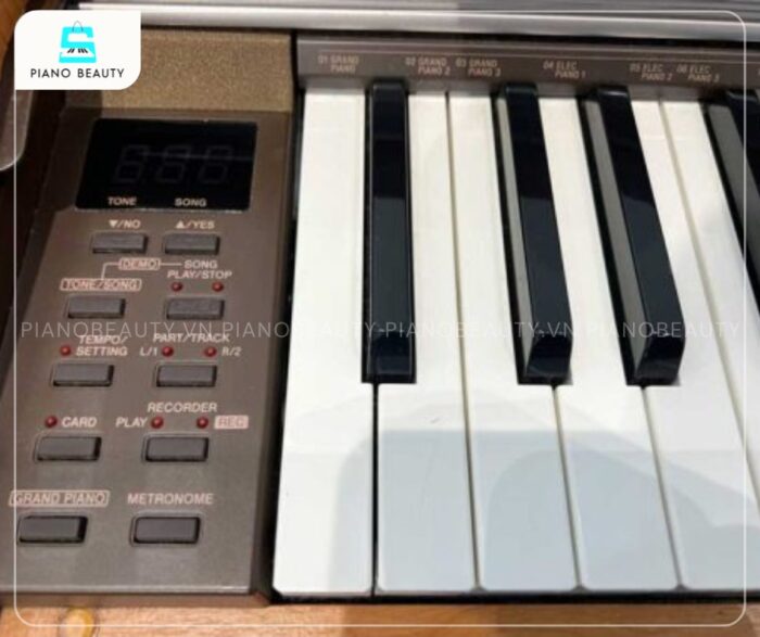 Casio PX800 có chức năng ghi âm metronome phù hợp học tập