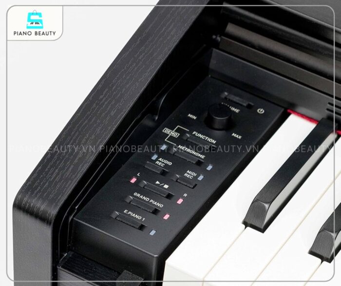 Bảng điều khiển của piano điện Casio PX870