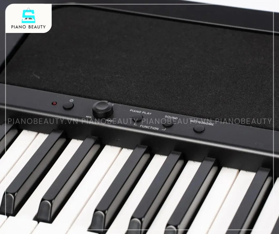 Bảng điều khiển tiện lợi của đàn piano Korg B2