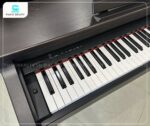 Piano Yamaha CLP122 tích hợp nhiều tính năng luyện tập hiện đại