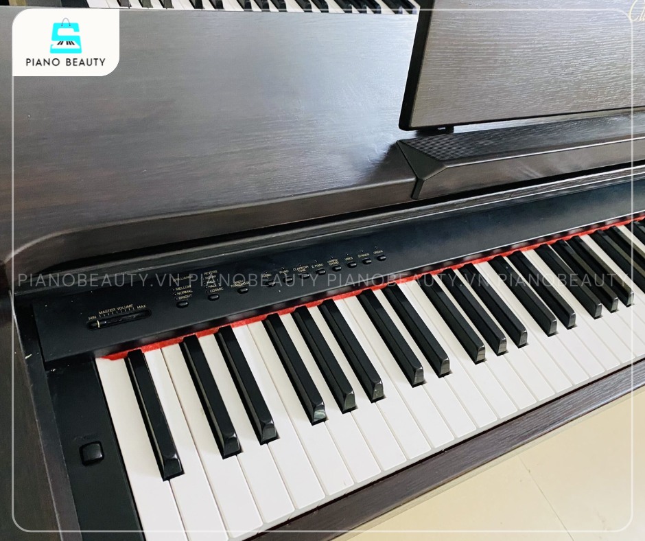 Piano điện Yamaha CLP133 có bàn phím mang lại cảm giác phím chân thực như đàn cơ