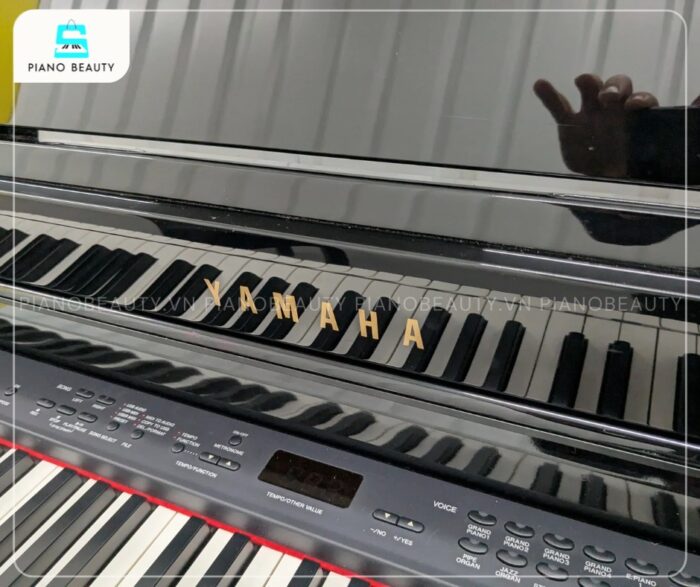 Đàn piano Yamaha CLP470 hỗ trợ nhiều tính năng học tập