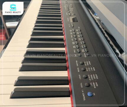 Piano điện Yamaha CLP545 hỗ trợ nhiều tính năng luyện tập tiện lợi