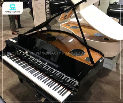 Piano điện Yamaha CLP695 có âm thanh mô phỏng Yamaha CFX & Bösendorfer Imperial