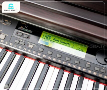 Bảng điều khiển của piano điện Yamaha CVP201