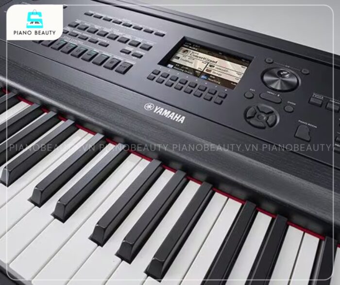 Bảng điều khiển của piano điện Yamaha DGX670
