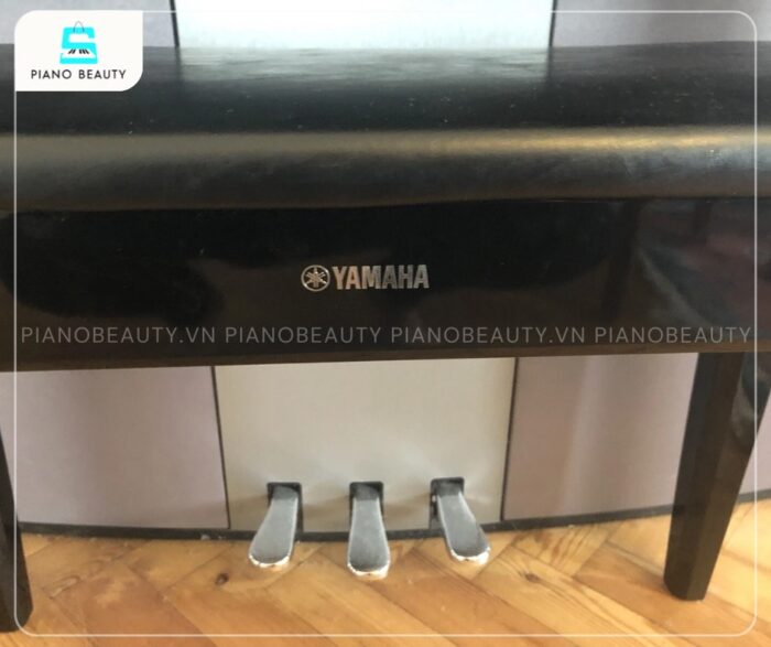 Hệ thống pedal của piano điện Yamaha Modus F11