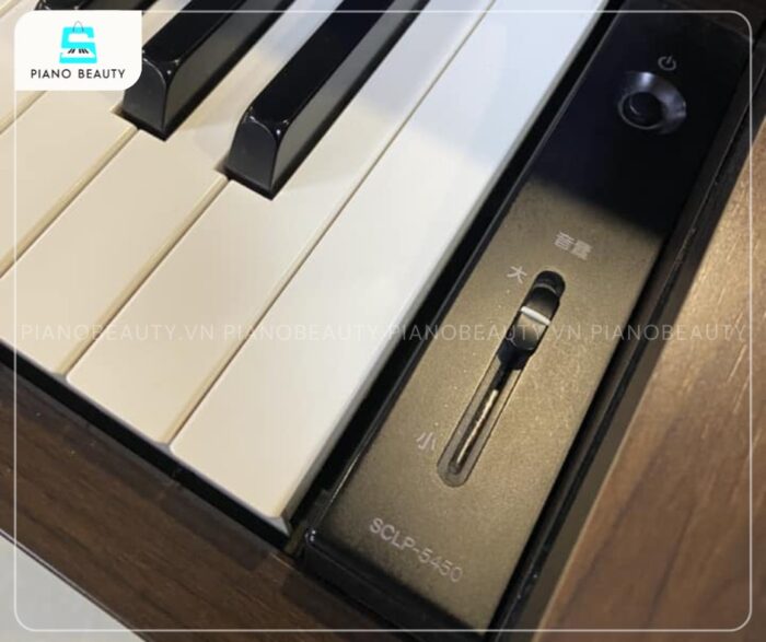 Các nút chức năng của piano điện Yamaha SCLP5450