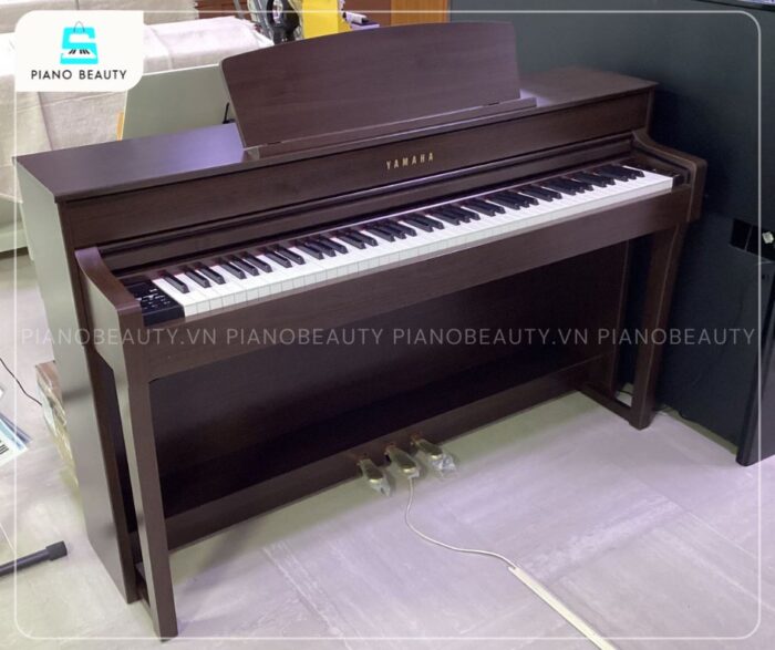 Đàn piano Yamaha SCLP-6450 thiết kế nhỏ gọn phù hợp nhiều không gian