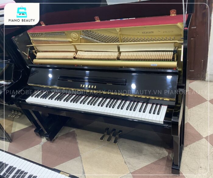 Bộ máy đàn bền bỉ của piano Yamaha SX101RBL