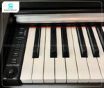 Bảng điều khiển của đàn piano Yamaha YDP135